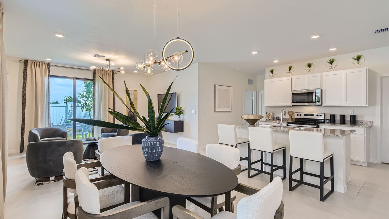 robie_0028_1567_SE_7th_Ct_-_Web_Quality_-_010_-_15_Dining_Room